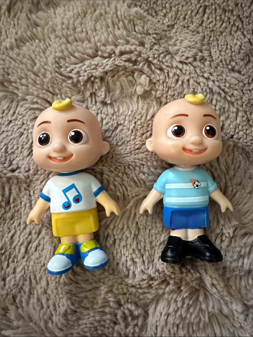 2 Baby JJ figurines, Cocomelon